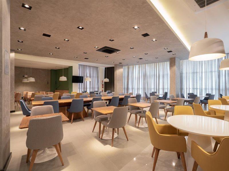 Hotel Slaviero Chapeco - Pet Friendly - Proximo A Efapi Extérieur photo